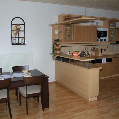 Apartman Brasov, Tyn Nad Vltavou Apartman Kültér fotó